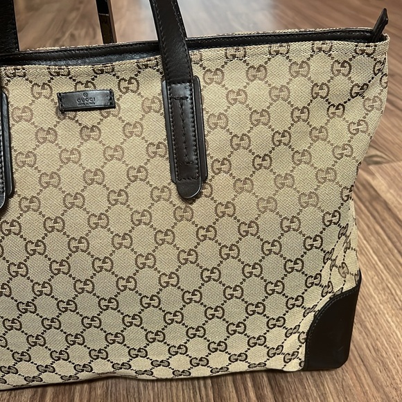 A294 - 💯 % authentic Gucci shoulder bag - Picture 6 of 16